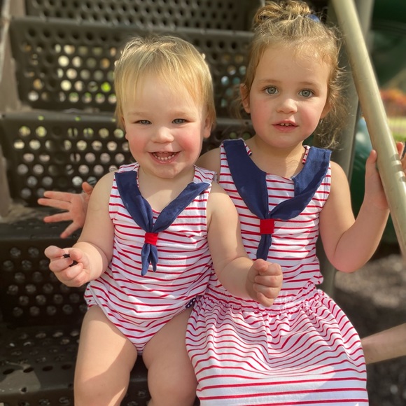 Meet your Posher, Caitlin - Picture 5 of 9